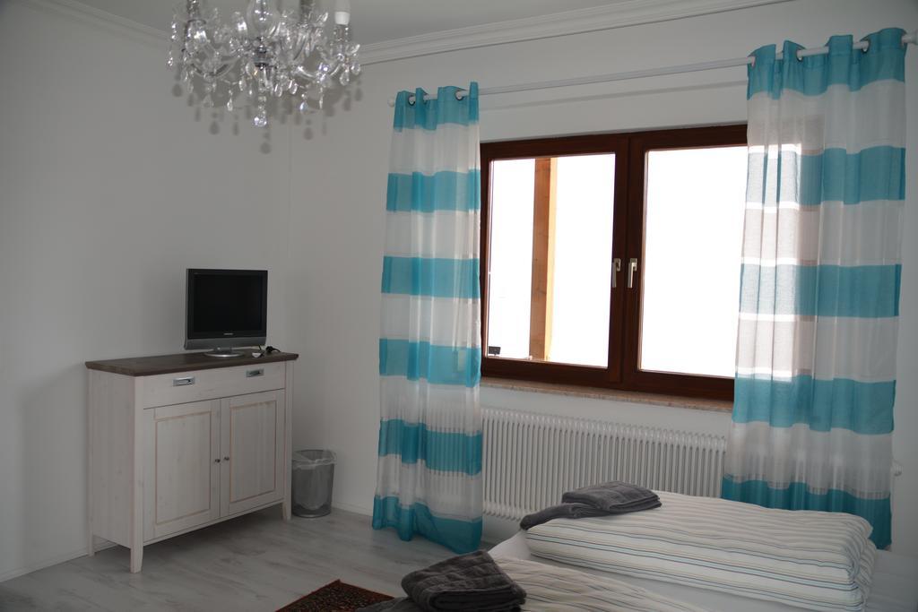 Haus 4 You Apartment Winden am See Exterior photo